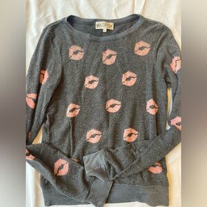 Wildfox Size XS Kiss Print Sweatshirt